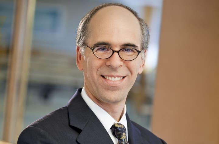 Munger Tolles partner Henry Weissmann recognized as Stand-Out Lawyer by Thomson Reuters