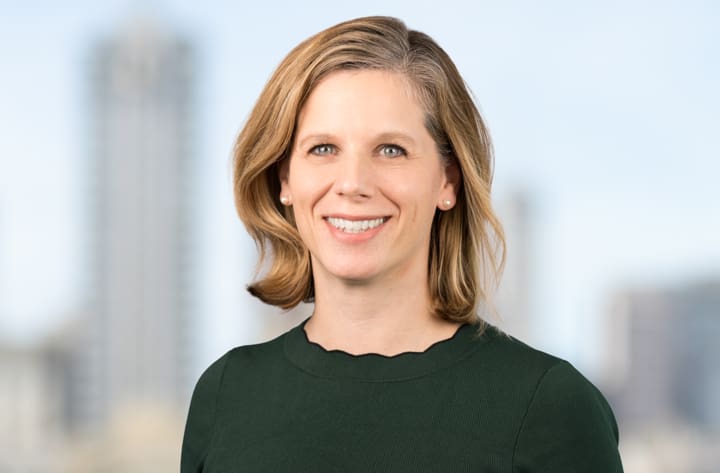 Munger, Tolles & Olson’s Faye Paul Teller Co-Authors Article on Building Trust with Witnesses During Trial Preparation 1 Munger, Tolles & Olson’s Faye Paul Teller Co-Authors Article on Building Trust with Witnesses During Trial Preparation