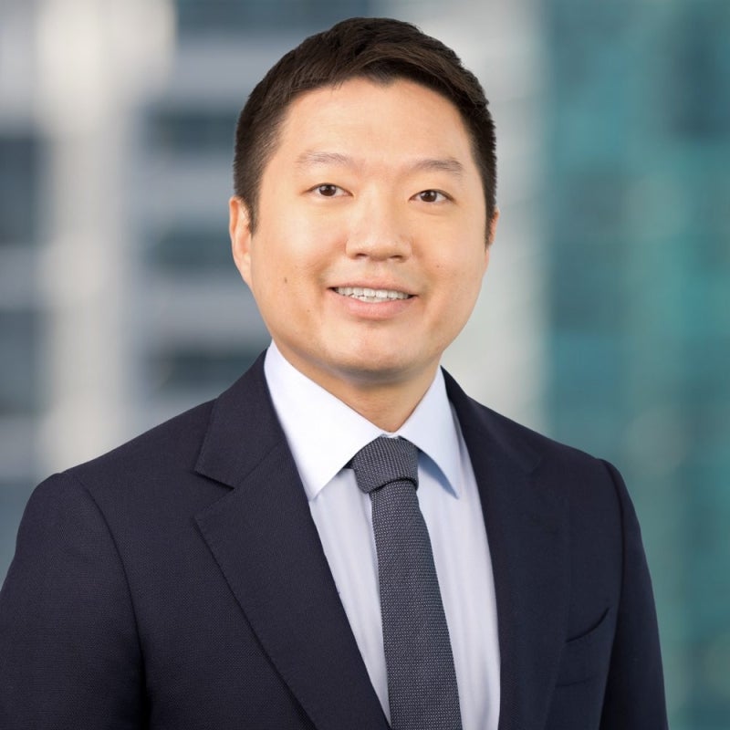 Bobby H. Kim 2 Bobby H. Kim
