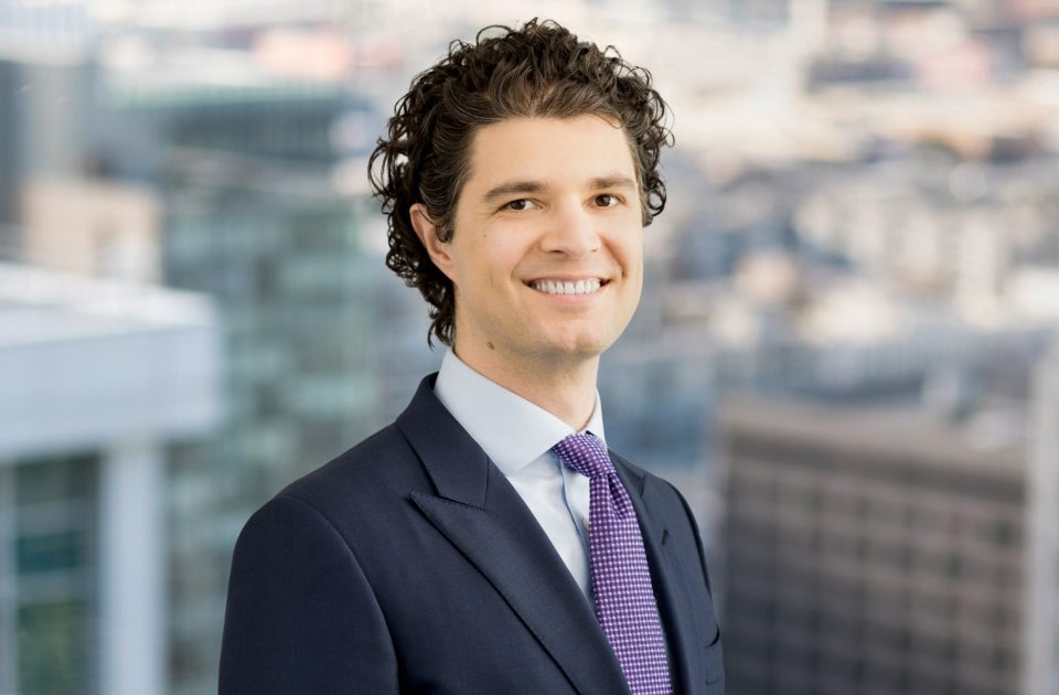 Giovanni Saarman González to Speak at San Francisco La Raza Lawyers Association’s “Judicial Clerkships 101” Event