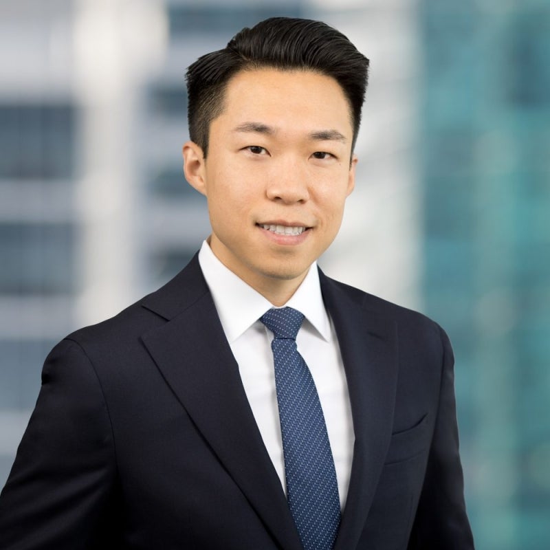 Simon K. Zhen 2 Simon K. Zhen