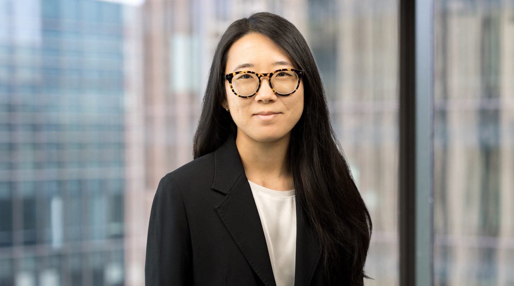 Abigail Shim - Munger Tolles & Olson LLP