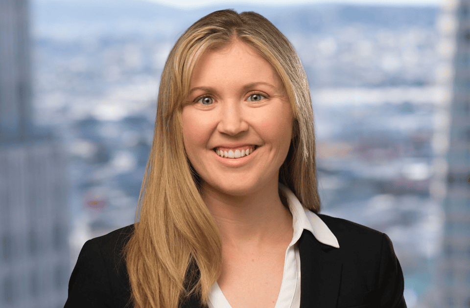Elizabeth Dyer Returns to Munger, Tolles & Olson as Of Counsel in Los Angeles